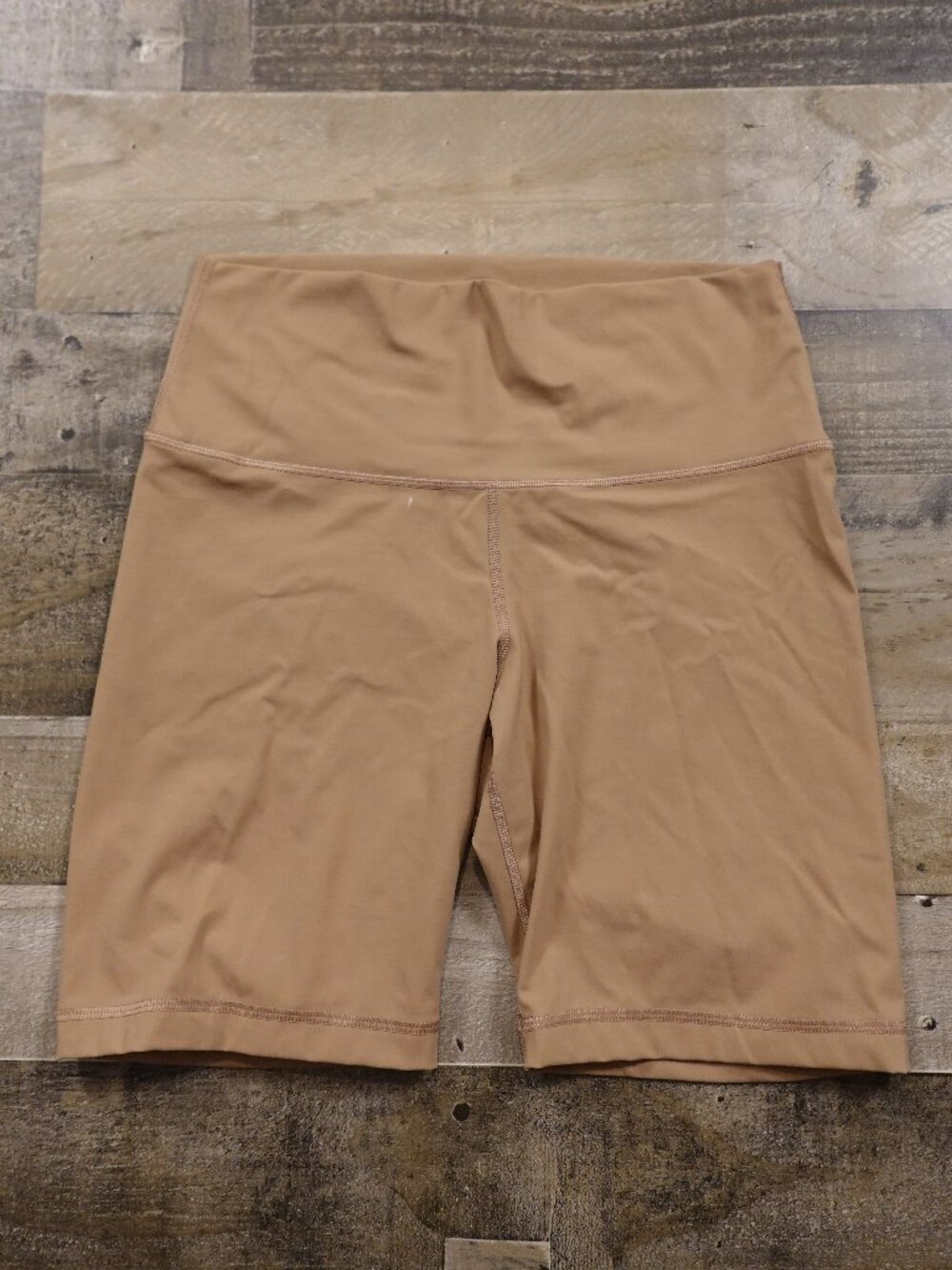 Everlane Perform Biker Shorts‎ Women's Large Tan High Rise 8" Activewear